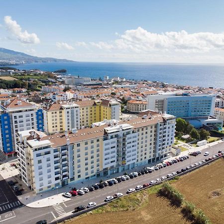 Apartment T3 In Downtown With Sea View Ponta Delgada Eksteriør billede