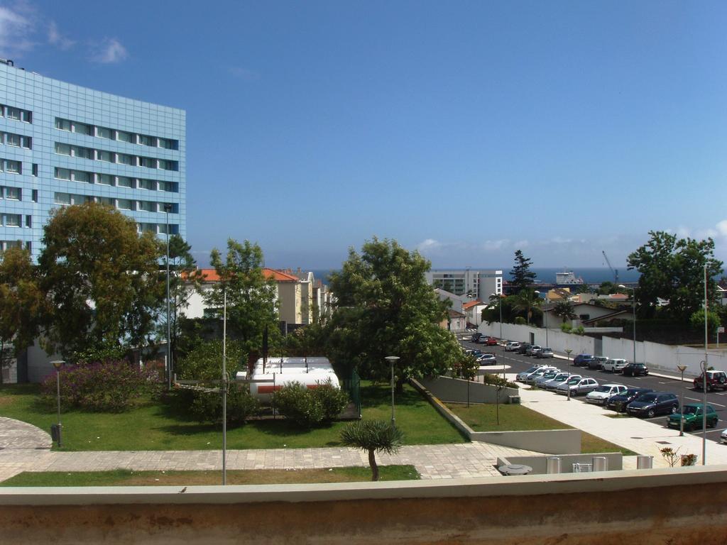 Apartment T3 In Downtown With Sea View Ponta Delgada Værelse billede